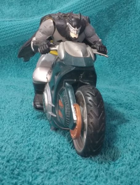 Muñeco Batman + moto