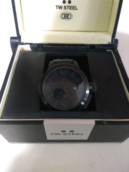 Reloj tw steel tw822