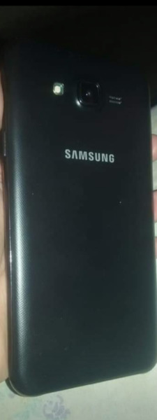 Samsung j7 neo