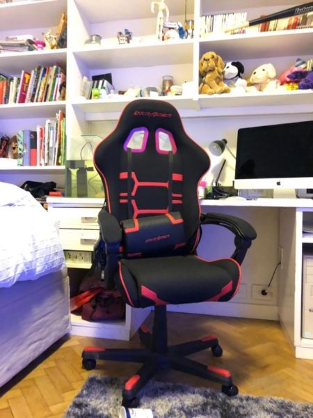 silla gamer roja poco uso