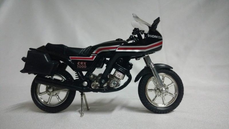 Moto de colección. Honda CBX 