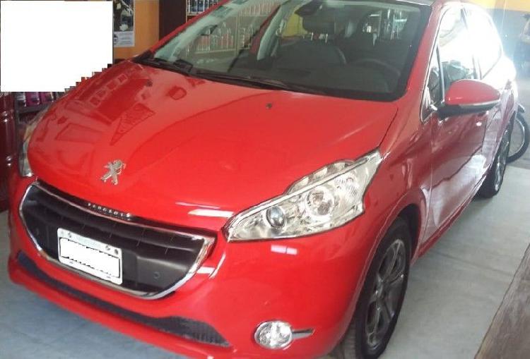 PEUGEOT 208 1.6 Feline 2014 - Recibo menor - FINANCIO!!