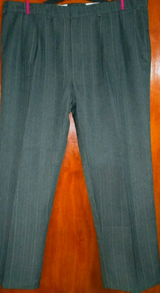 Pantalon vertir talle 54 usado excelente estado