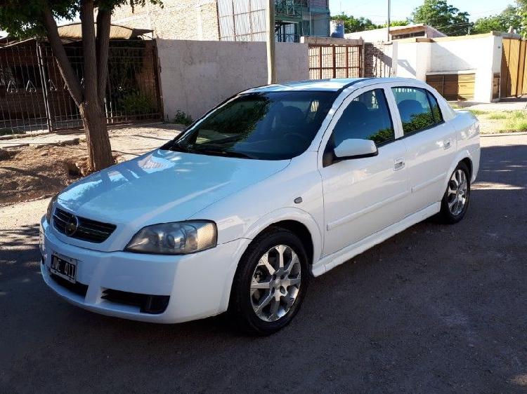 TITULAR VENDE CHEVROLET ASTRA GLS C/GNC