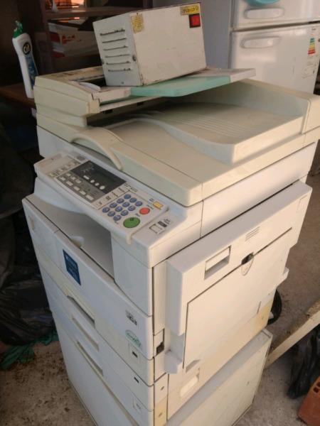 Vendo fotocopiadoras funcionando