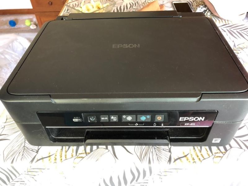 Vendo impresora EPSON XP 210
