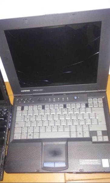 notebook COMPAQ ARMADA E500...Funciona con monitor
