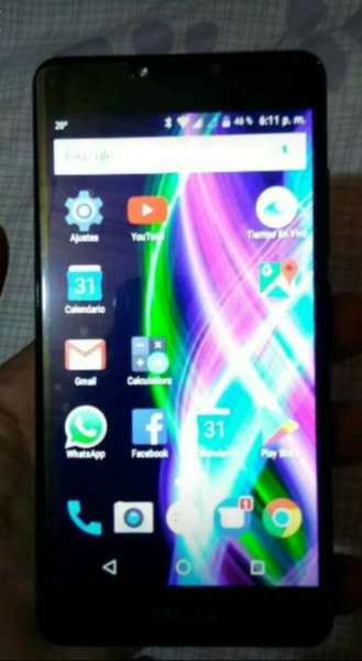 Blu R1 plus 32 GB de memoria