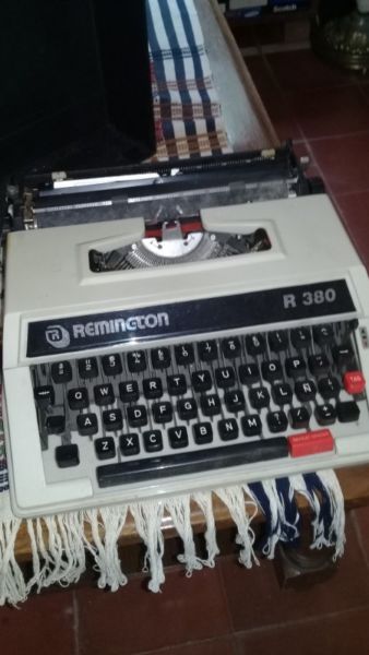 Maquina escribir portátil Remington
