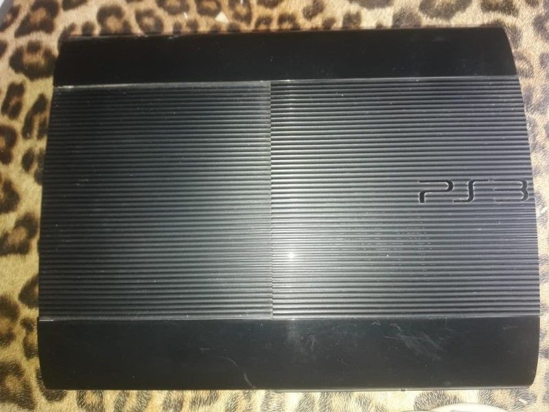 Playstation 3 completa + juegos físicos y digitales