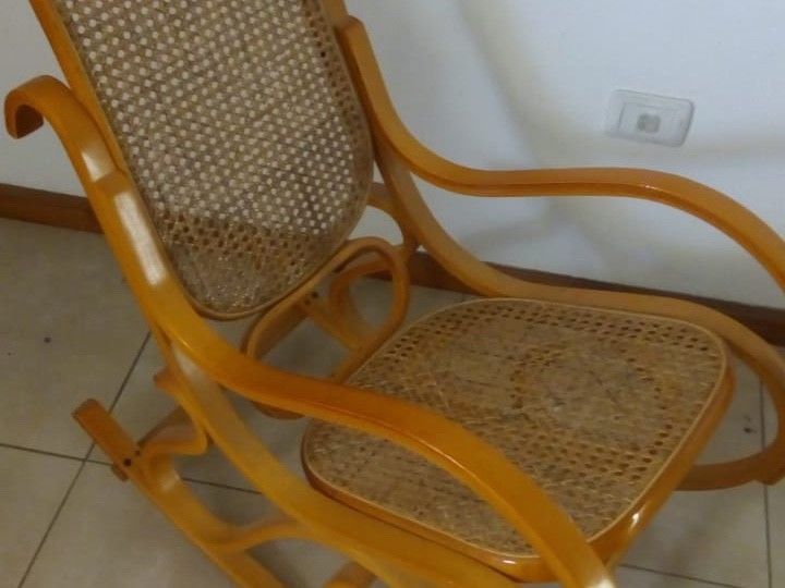 Vendo mecedora impecable