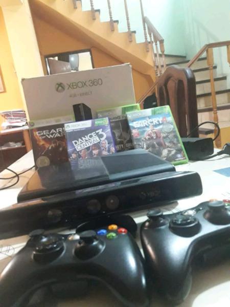 Xbox 360 E 4gb kinect 2 joystick 5 juegos