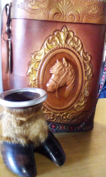 BOLSO MATERO MÁS MATE PEZUÑA