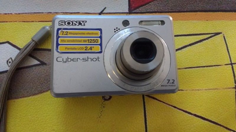 CAMARA DIGITAL SONY CYBER-SHOT 7,2 mega pixels