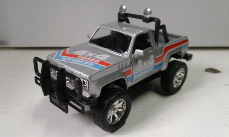 Chevy pick up 1:43 welly nueva