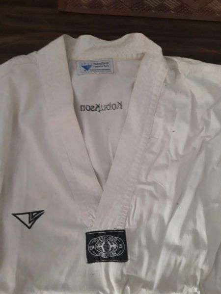 Dobok taekwondo Kobukson