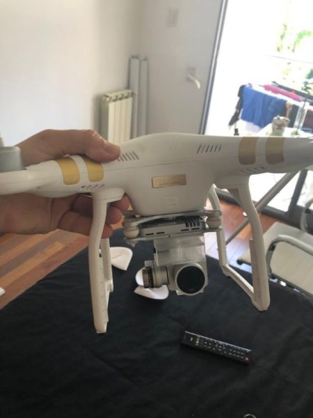 Drone DJI Phantom 3 Pro + Mochila Original + 3 juegos de