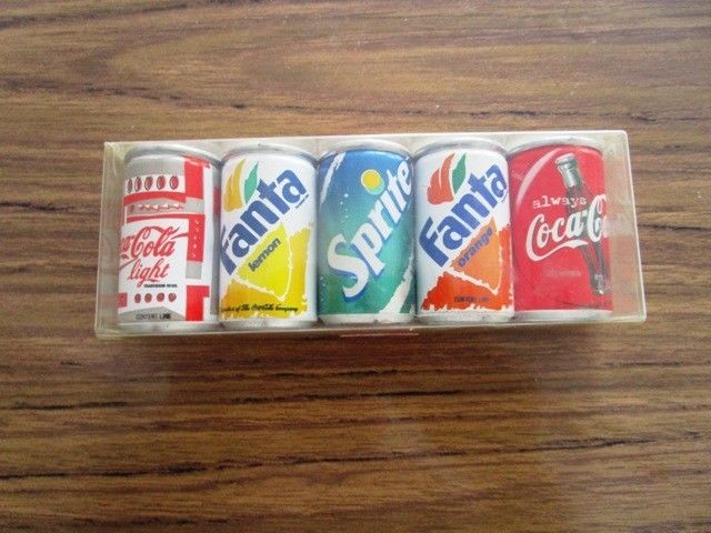 Latas Miniaturas de Colección en Estuche Linea Coca Cola