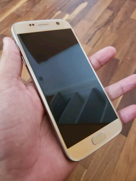 Samsung Galaxy S7 Gold