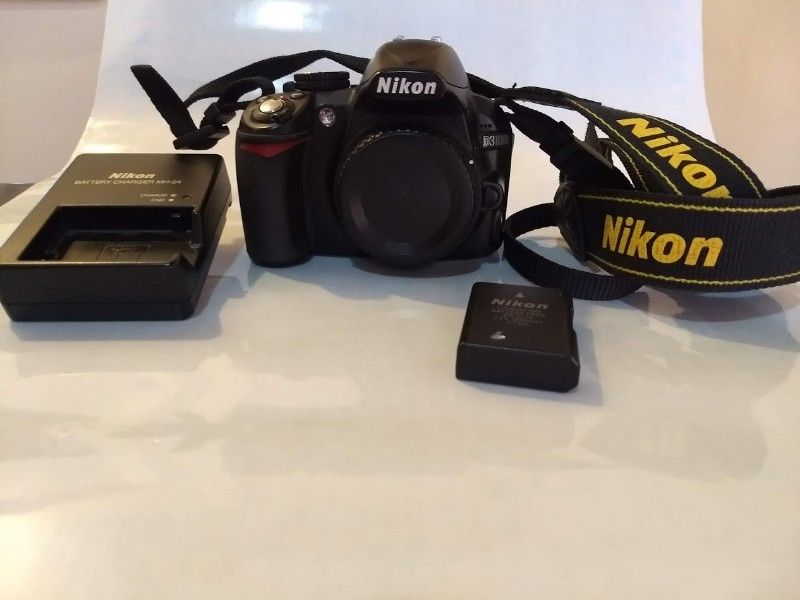 Cuerpo cámara Nikon D - USADO.