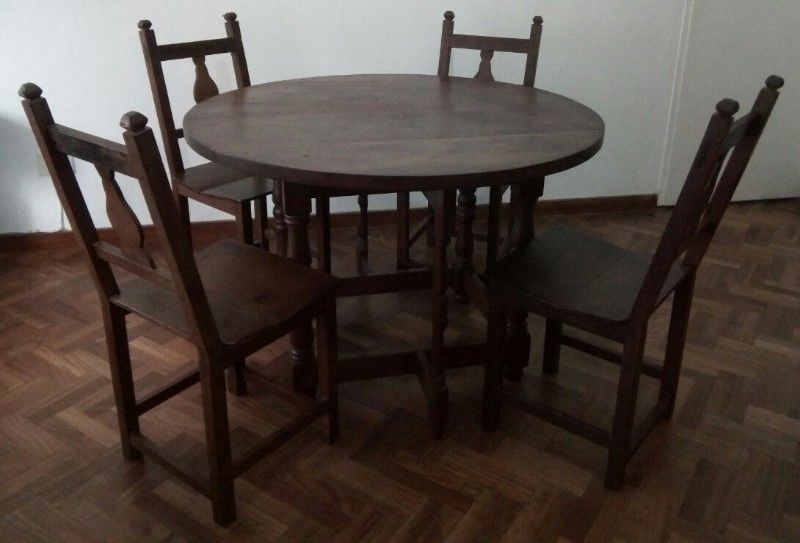 Juego de comedor de algarrobo