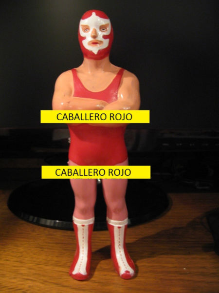 MUÑECO CABALLERO ROJO - ÉPOCA HIJITUS, TITANES EN EL RING,