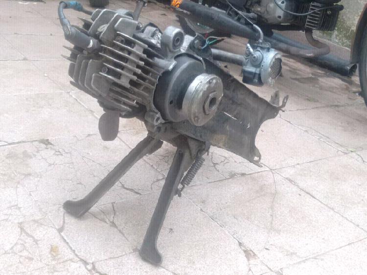 Motor de ciclomotor kenia
