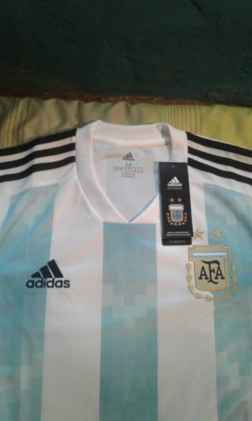Vendo camiseta de la selección Argentina nueva original
