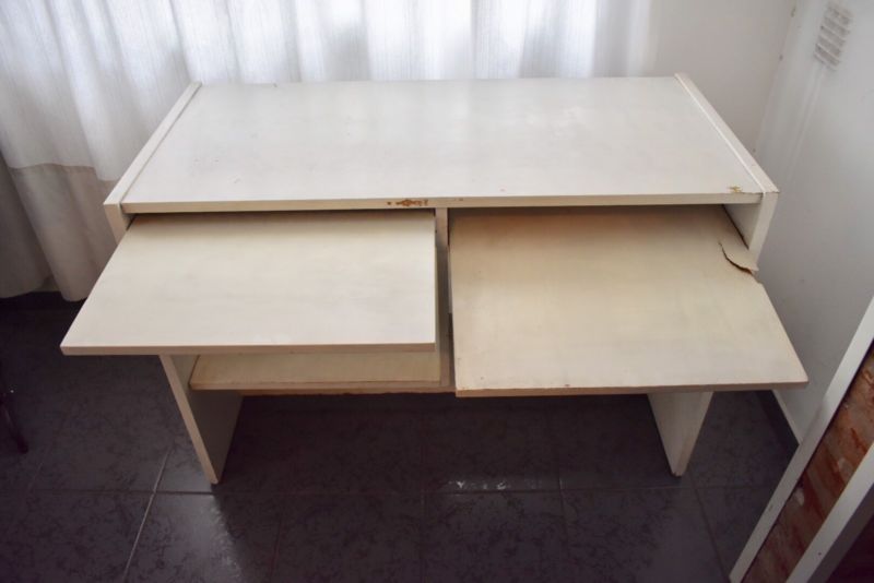 Escritorio blanco madera