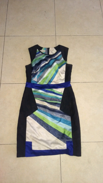 Vendo vestido fino de marca $300