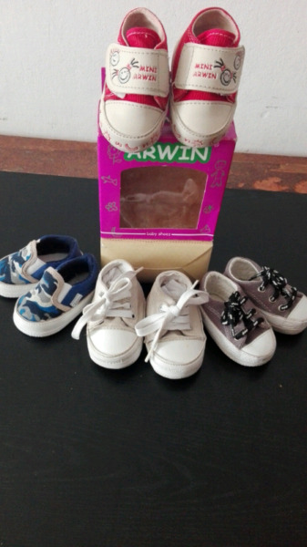 Vendo zapatillas no caminante para bebé