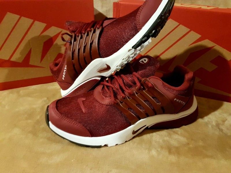 liquido lote de zapatilla