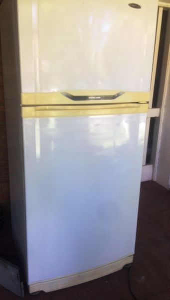 HELADERA CON FREEZER GOLDSTAR