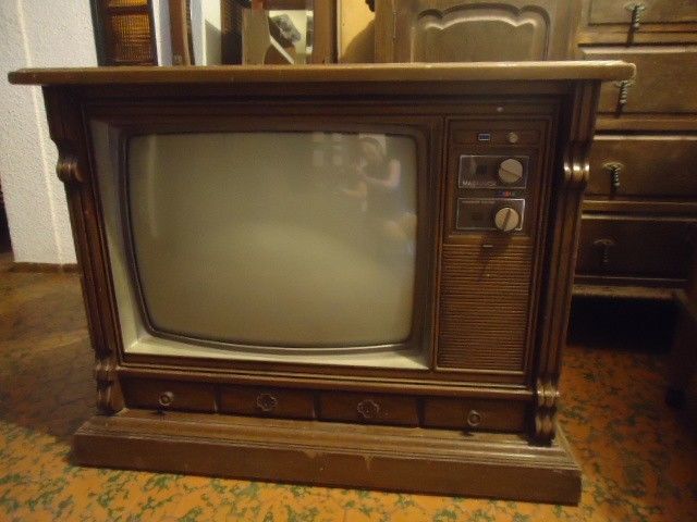 Hermoso Televisor Antiguo Magnavox Funciona Made In Usa