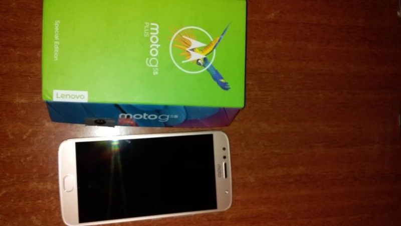 Motorola Moto g5s plus 