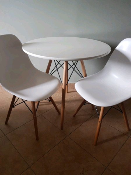 Set de silla y mesa Eames