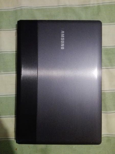 Vendo Notebook Samsung