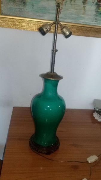 lampara antigua de ceramica y bronce 