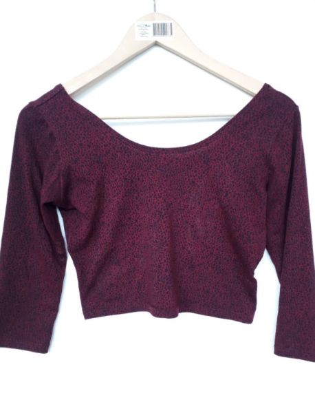 Top remera Complot talle M