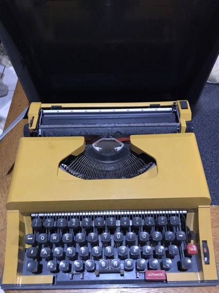 Maquina de escribir portatil