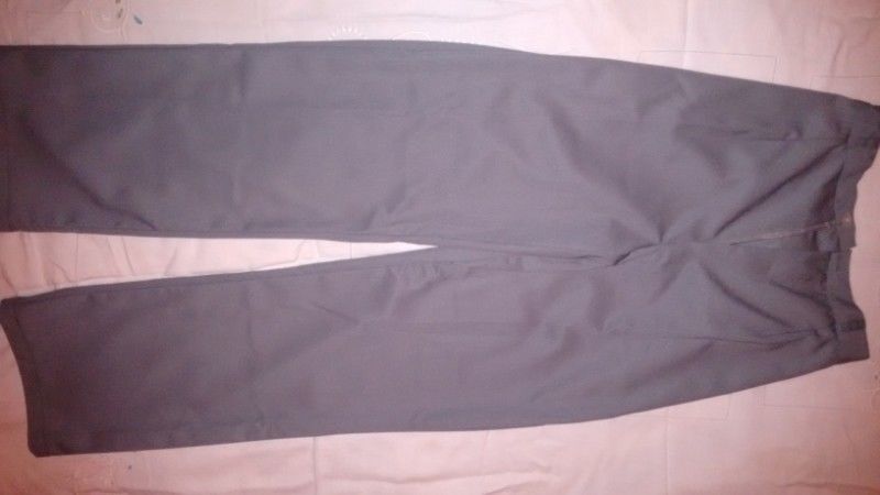 Pantalon de trabajo talle 42