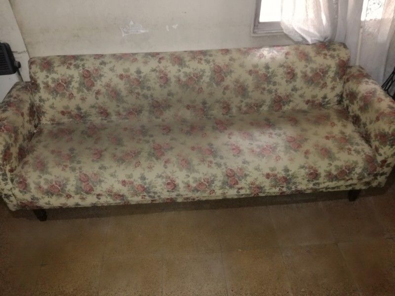 Sofá-cama de lona de tapicería