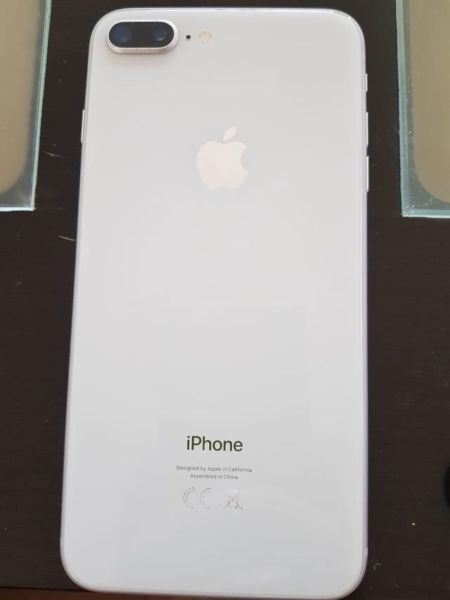 iPhone 8plus 64gb