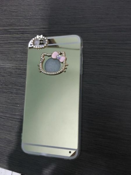 Funda Iphone 6s Plus Con espejo de Hello Kitty