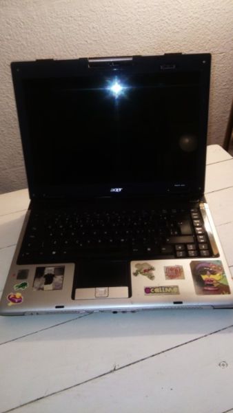 Notebook Acer Aspire, para repuestos.