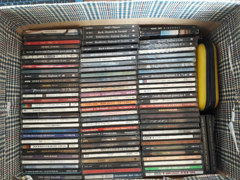 VENTA LOTE 95 CDS ORIGINALES MUSICA VARIADA