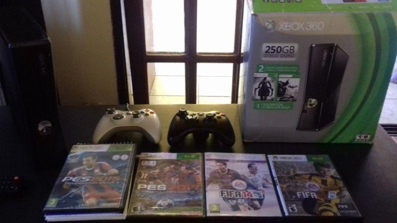 Vendo Xbox 360