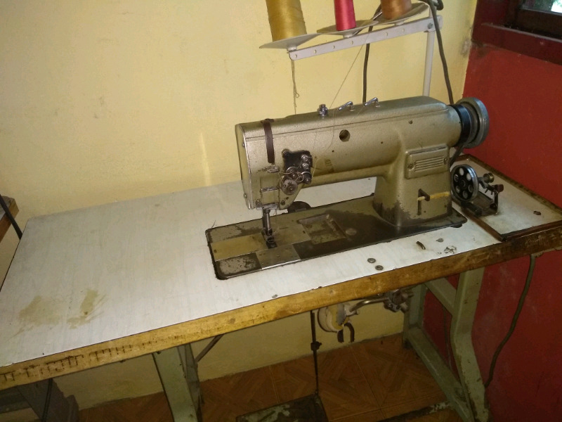 Vendo máquina de coser plana 2 agujas