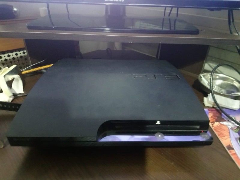 Play Station 3 Slim