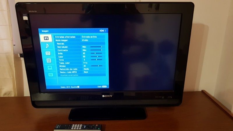 TV COLOR SONY 32 PULGADAS. LCD. EXCELENTE ESTADO